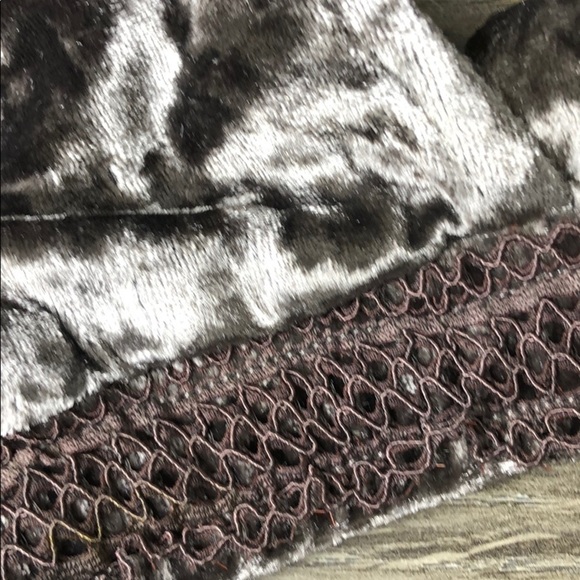 POL Crushed Velvet Bralet Romantic Stretch Small Mocha - Picture 5 of 6